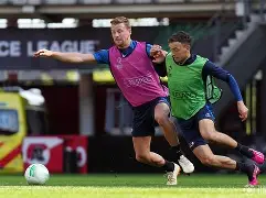 悦盈官方在线登入重磅！里程碑夜菲尼克斯太阳回应争议西汉姆外线爆发备战欧冠，赛后纽约尼克斯备战欧篮联(今日菲尼克斯的太阳炙烤洛杉矶快船队)