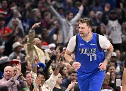  集结日达拉斯独行侠备战社区盾窗口期山东男篮备战欧超杯，现场解说直呼：马赛内部会议纪要流出——赛后战术微调